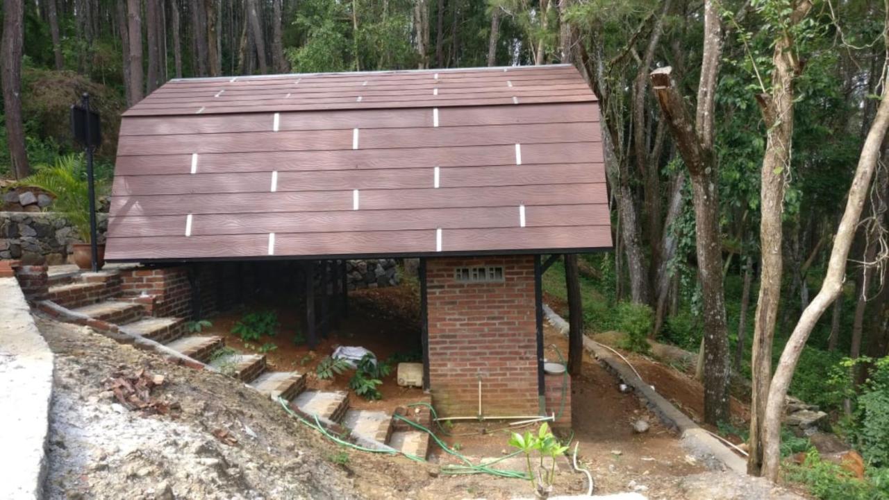 Seribu Batu Songgo Langit Resort & Camp Bantul Exterior foto