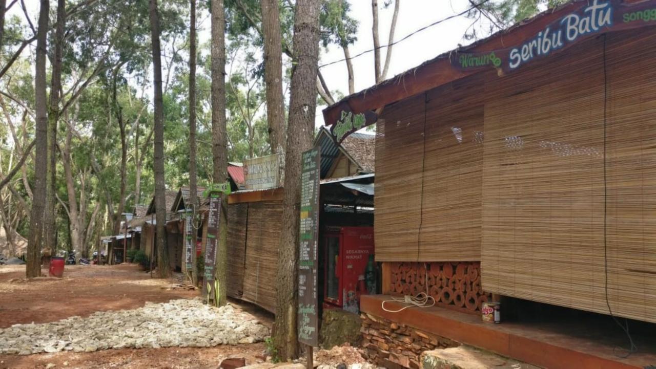 Seribu Batu Songgo Langit Resort & Camp Bantul Exterior foto